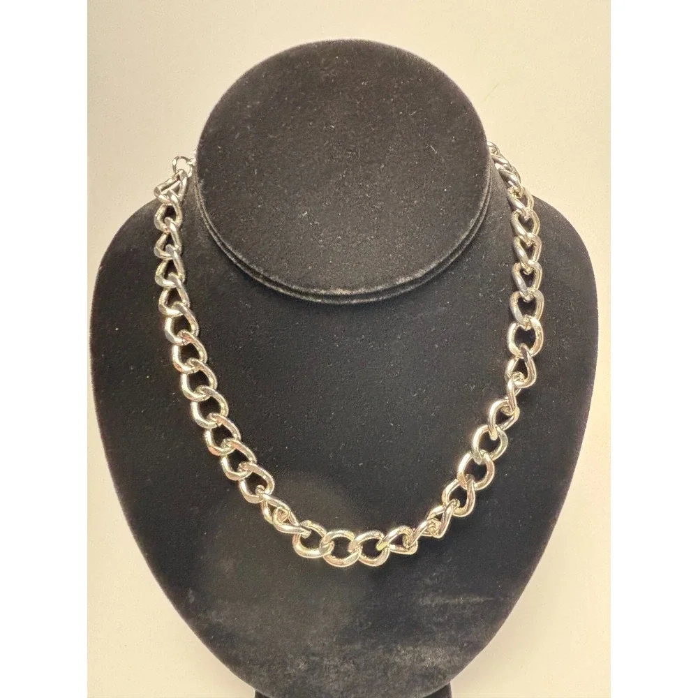 Chain Necklace Silver Tone Dramatic And‎ Bold Retro Chunky Unisex